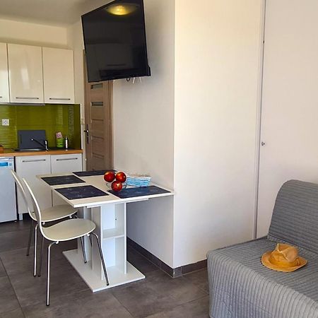 Apartmani Dalmacjia Grebastica Exterior photo