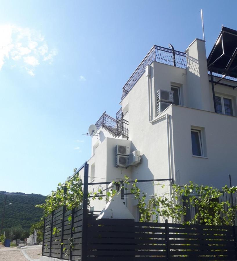 Apartmani Dalmacjia Grebastica Exterior photo